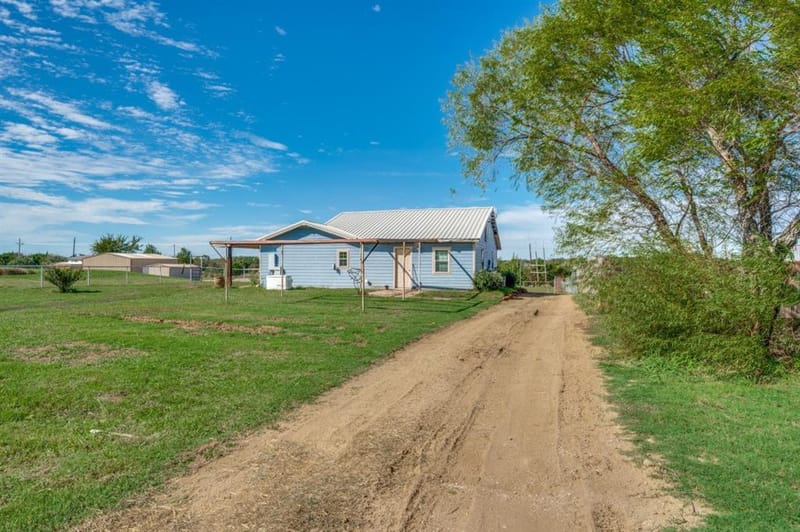 1201 Massey Road, Pilot Point TX 76258 - Photo 23