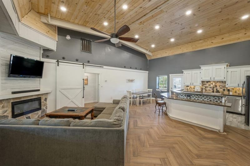 1201 Massey Road, Pilot Point TX 76258 - Photo 6