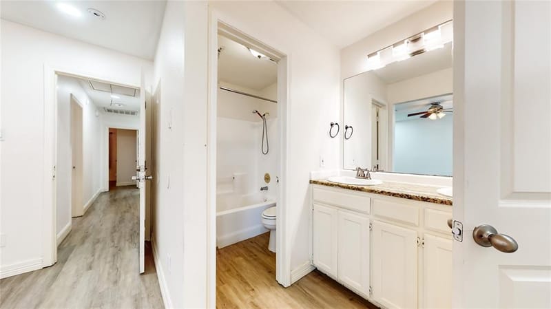 1402 Calais Court, Euless TX 76040 - Photo 20