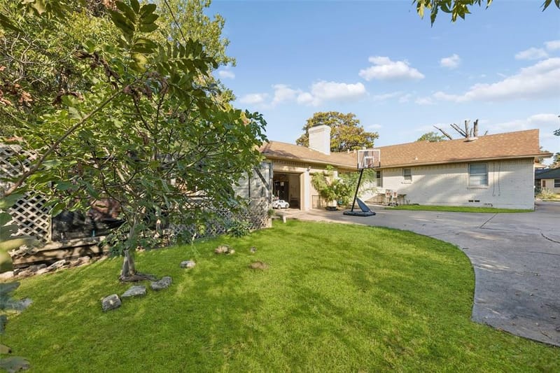 132 W Kenwood Drive, Garland TX 75041 - Photo 27