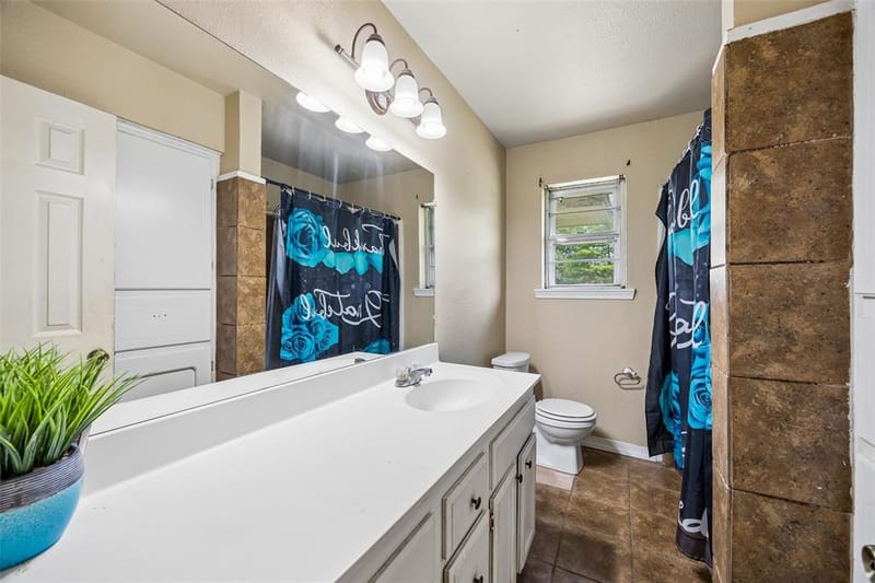 132 W Kenwood Drive, Garland TX 75041 - Photo 22