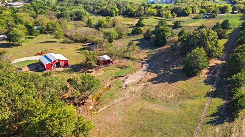 71 County Road 1266, Whitesboro TX 76273 - Photo 37