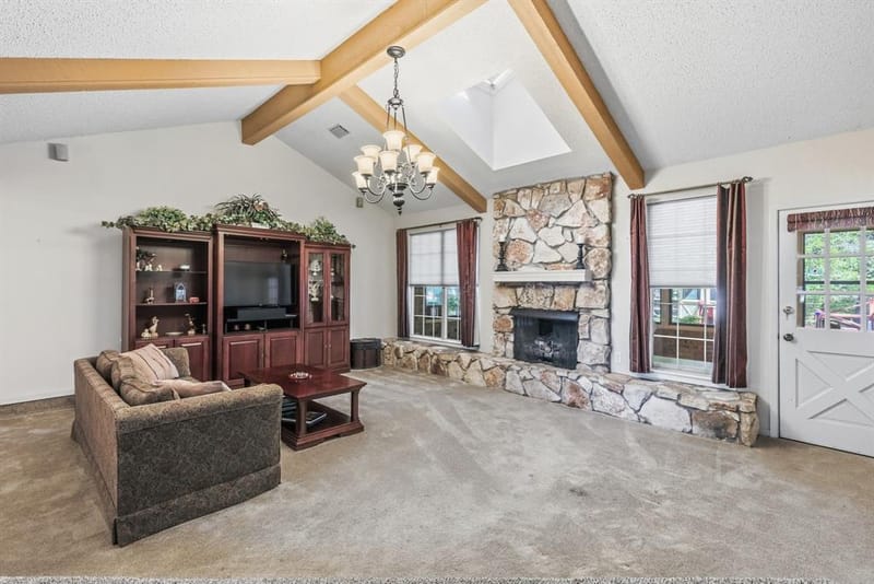 703 Private Road 3141, Greenville TX 75402 - Photo 6