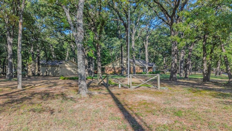 703 Private Road 3141, Greenville TX 75402 - Photo 36