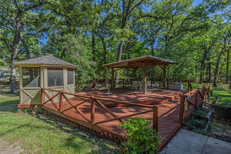 703 Private Road 3141, Greenville TX 75402 - Photo 28