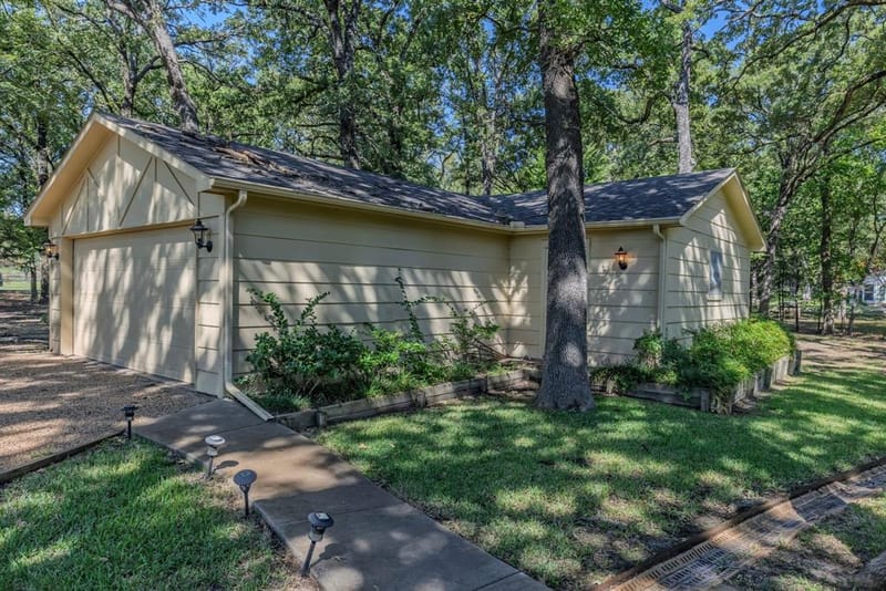703 Private Road 3141, Greenville TX 75402 - Photo 30