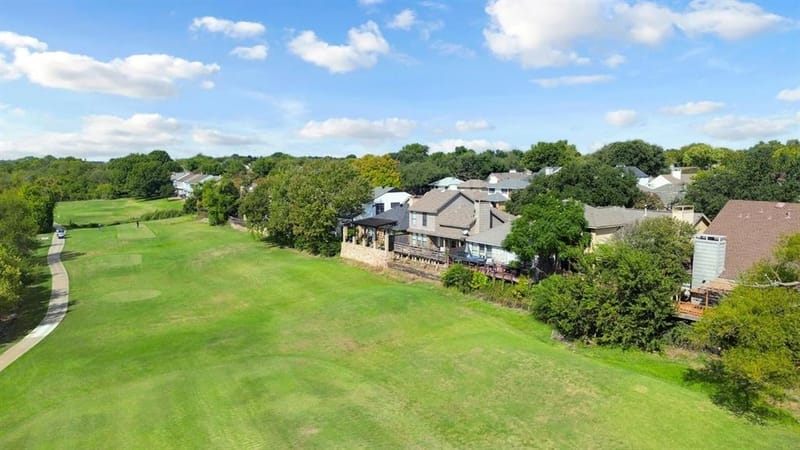 554 Briarcliff Drive, Garland TX 75043 - Photo 34