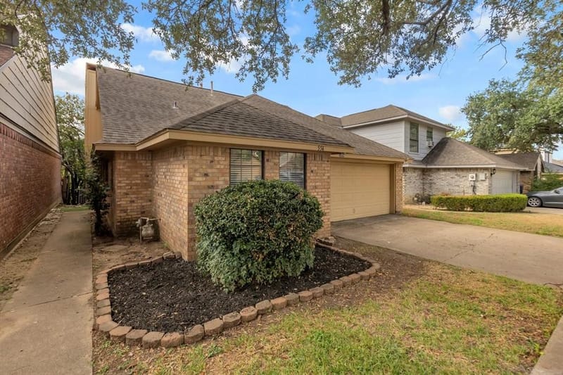 554 Briarcliff Drive, Garland TX 75043 - Photo 33