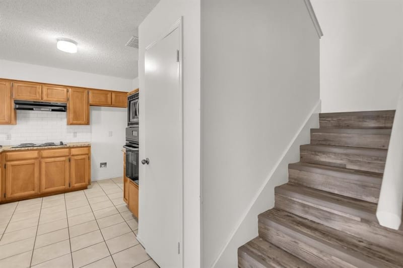 554 Briarcliff Drive, Garland TX 75043 - Photo 29