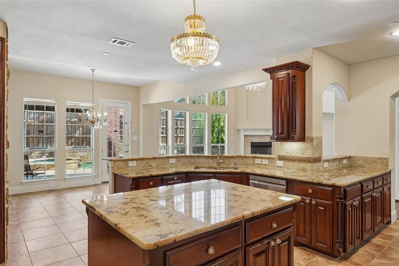 1112 Avondale Drive, Murphy TX 75094 - Photo 13
