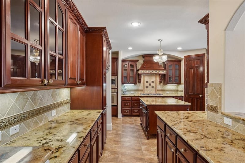 1112 Avondale Drive, Murphy TX 75094 - Photo 11