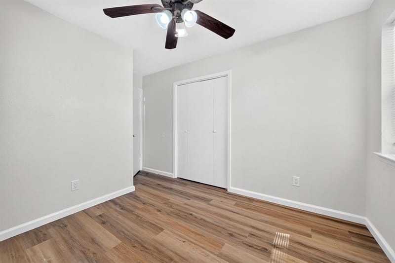 2127 Versailles Drive, Carrollton TX 75007 - Photo 19