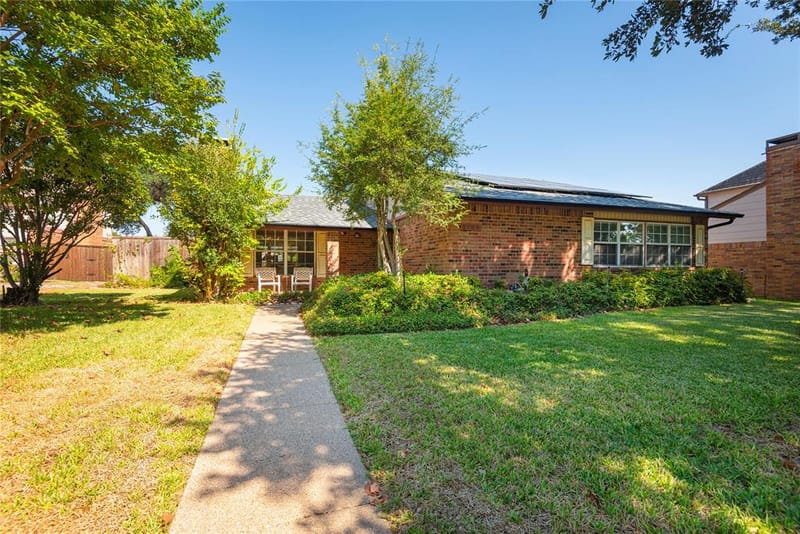 1909 Linda Lane, Richardson TX 75081 - Photo 2