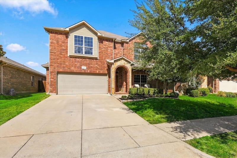 3132 Buckthorn Lane, Denton TX 76226 - Photo 2