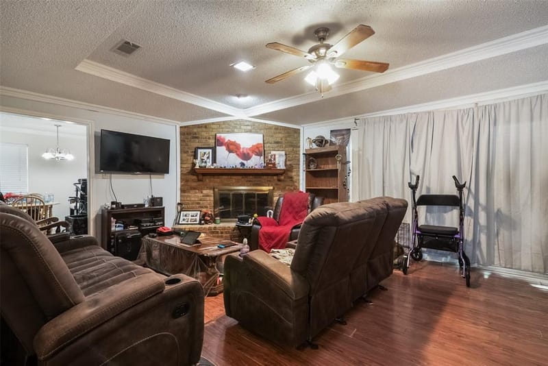1911 E Branch Hollow Drive, Carrollton TX 75007 - Photo 12