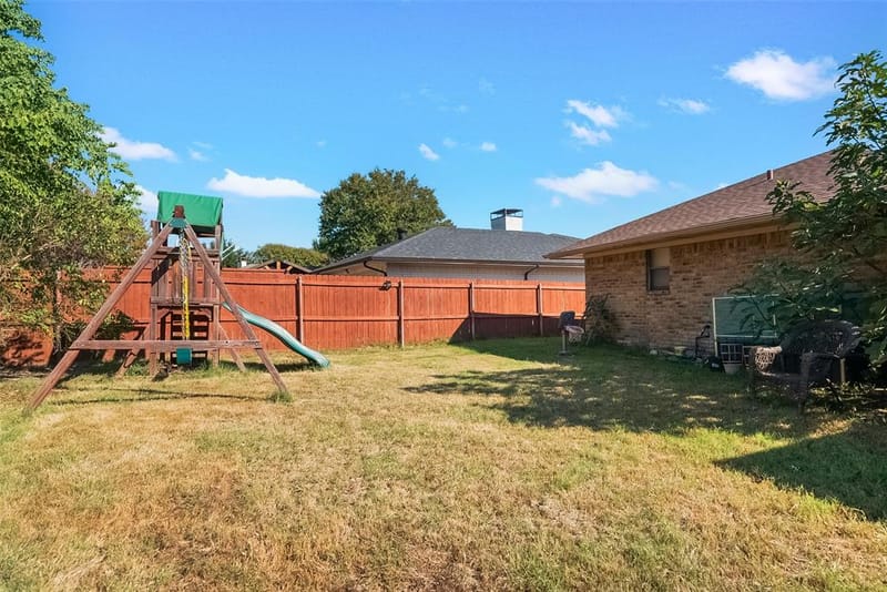 1911 E Branch Hollow Drive, Carrollton TX 75007 - Photo 20