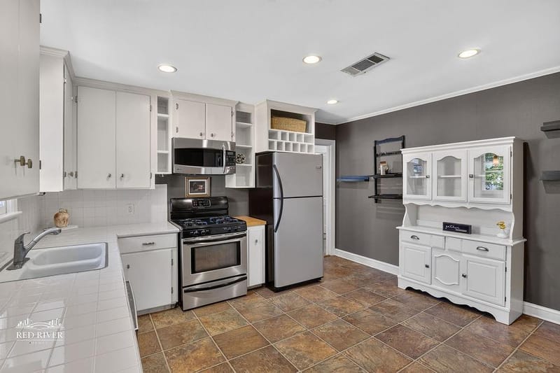 370 Carrollton Avenue, Shreveport LA 71105 - Photo 15