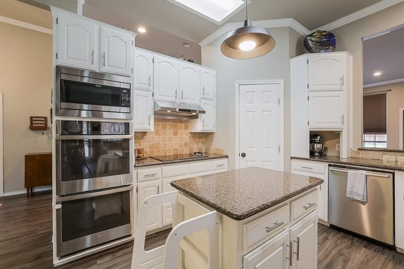 807 Muirfield Drive, Mansfield TX 76063 - Photo 20