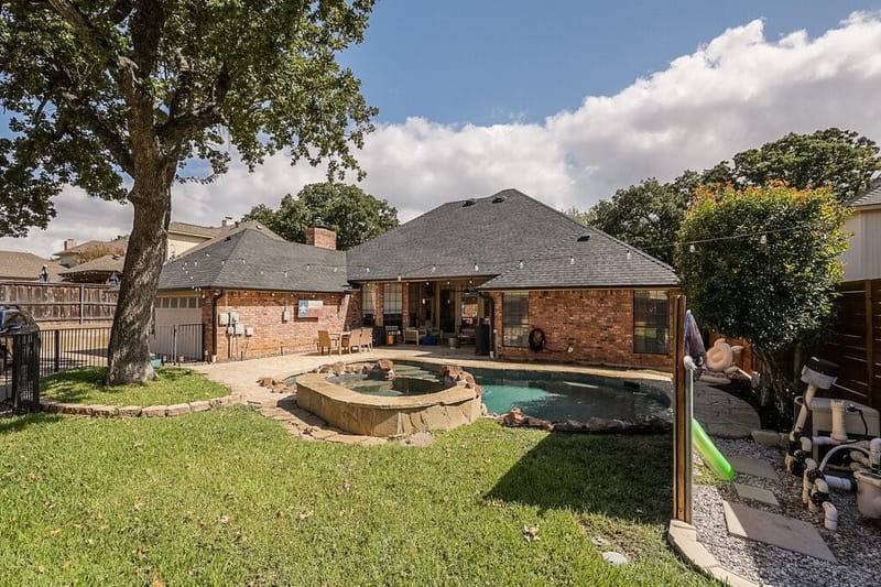 807 Muirfield Drive, Mansfield TX 76063 - Photo 37