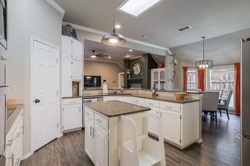 807 Muirfield Drive, Mansfield TX 76063 - Photo 19