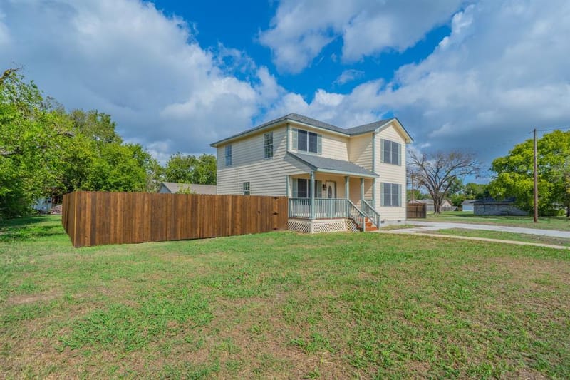 205 Chappell Street, Terrell TX 75160 - Photo 22