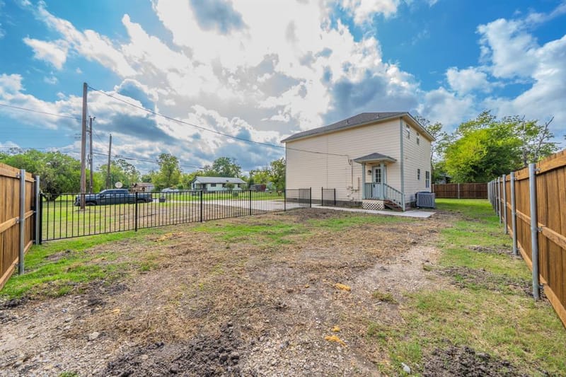 205 Chappell Street, Terrell TX 75160 - Photo 25