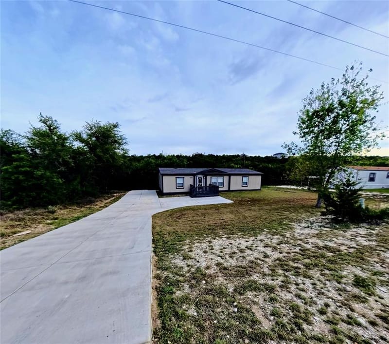 1315 Phoenix Court, Granbury TX 76048 - Photo 16