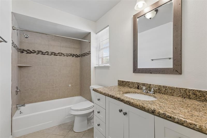 1723 Carlisle Street, Irving TX 75062 - Photo 11