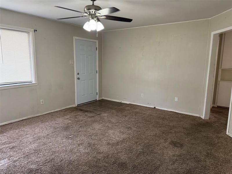 1311 W Water Street, Weatherford TX 76086 - Photo 3