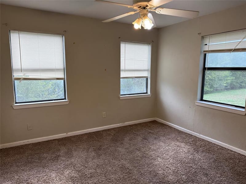 1311 W Water Street, Weatherford TX 76086 - Photo 10