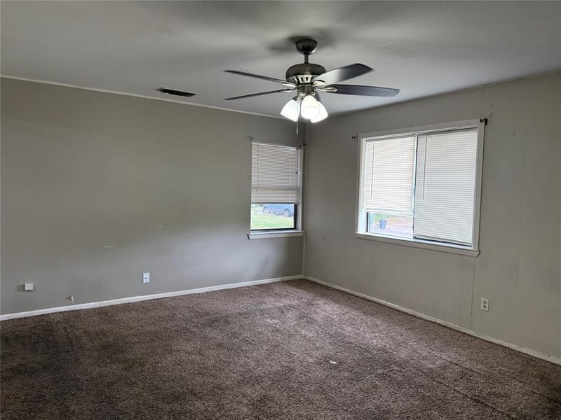 1311 W Water Street, Weatherford TX 76086 - Photo 4