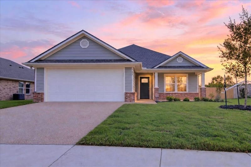 745 Heston Circle, Robinson TX 76706 - Photo 5