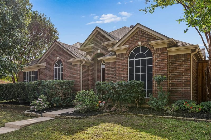 1524 Fairfield Court, Lewisville TX 75077 - Photo 3