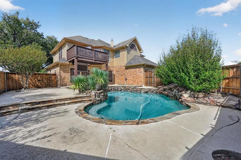512 Renfro Court, Irving TX 75063 - Photo 14