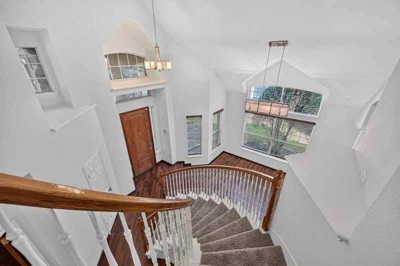 512 Renfro Court, Irving TX 75063 - Photo 11