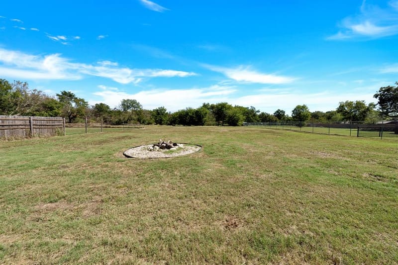 2204 Albert Broadfoot Street, Bonham TX 75418 - Photo 24