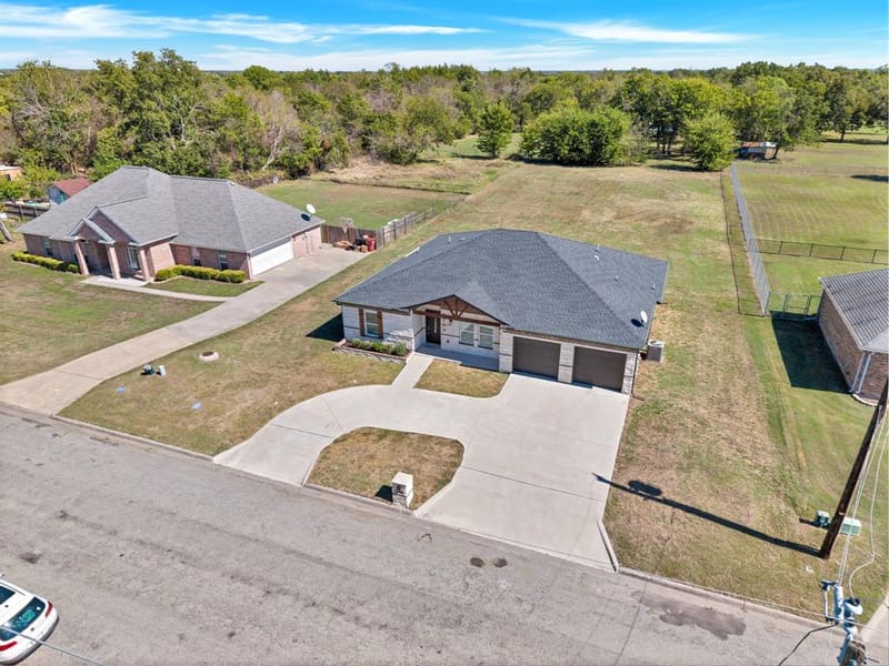 2204 Albert Broadfoot Street, Bonham TX 75418 - Photo 21