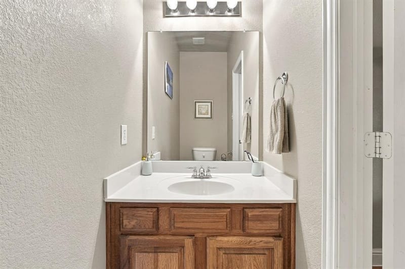 1909 Nancy Jane Circle, Garland TX 75043 - Photo 20