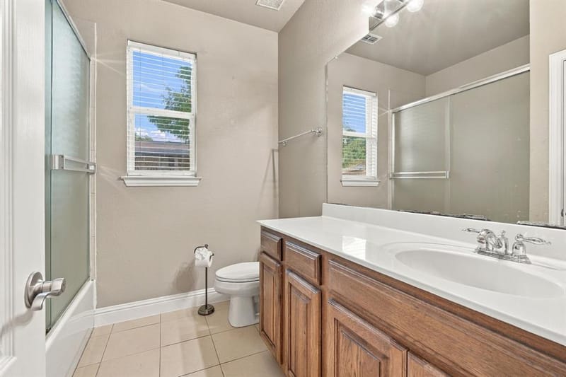 1909 Nancy Jane Circle, Garland TX 75043 - Photo 11