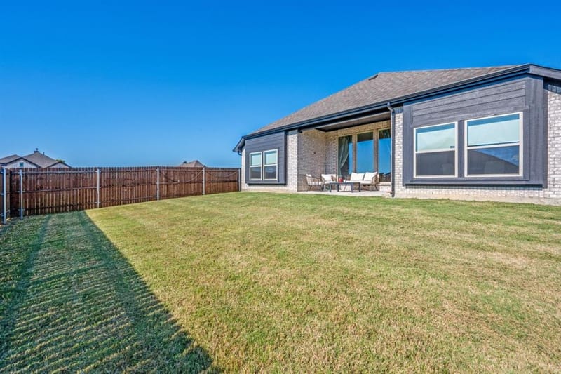 1029 River Oaks Drive, Godley TX 76044 - Photo 24
