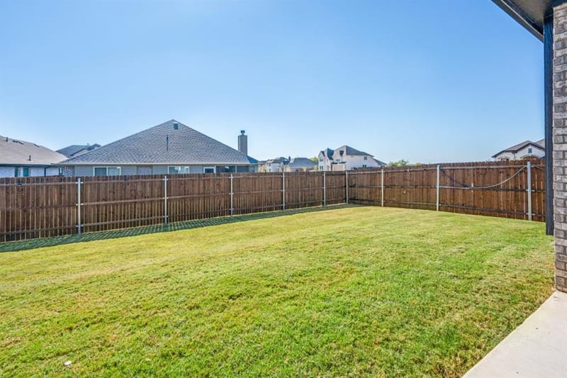 1029 River Oaks Drive, Godley TX 76044 - Photo 25