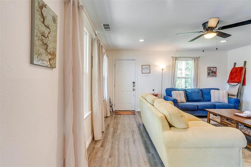 408 Virgo Court, Granbury TX 76049 - Photo 6