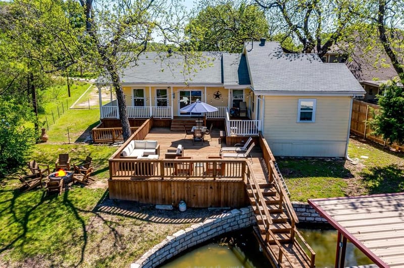 408 Virgo Court, Granbury TX 76049 - Photo 3
