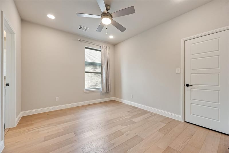 4509 Saint Samons Street, Carrollton TX 75010 - Photo 9