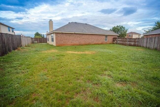 612 Pineview Lane, Fort Worth TX 76140 - Photo 16