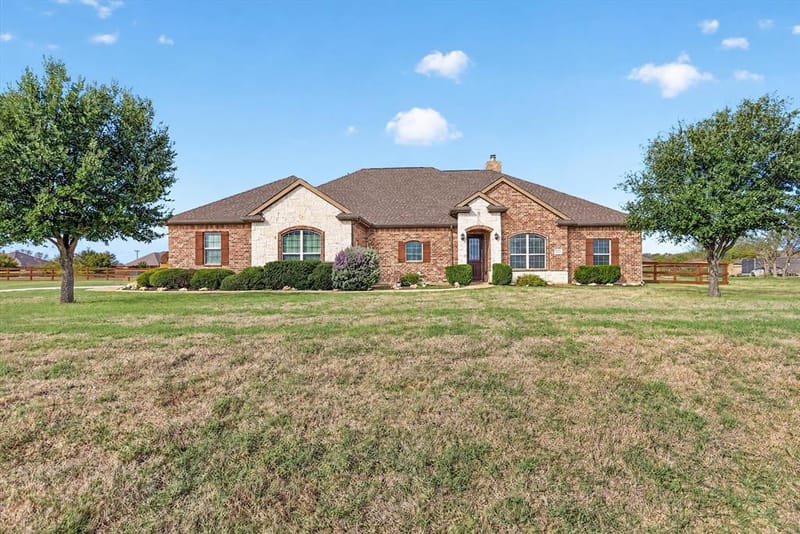 5640 Wilton Terrace, Dish TX 76247 - Photo 5