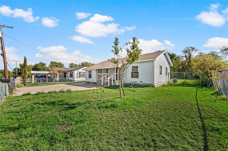 6628 Glesman Street, Dallas TX 75232 - Photo 3