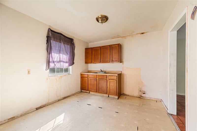6628 Glesman Street, Dallas TX 75232 - Photo 9