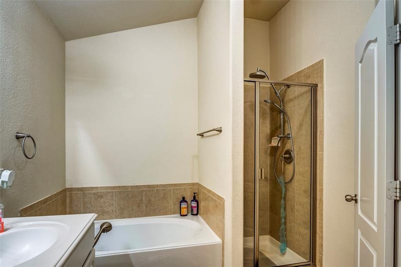 1040 Lucy Lane, Allen TX 75013 - Photo 31