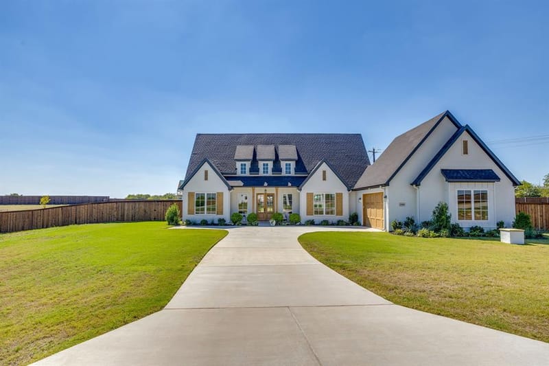 1000 Twin Creeks Drive, Weatherford TX 76088